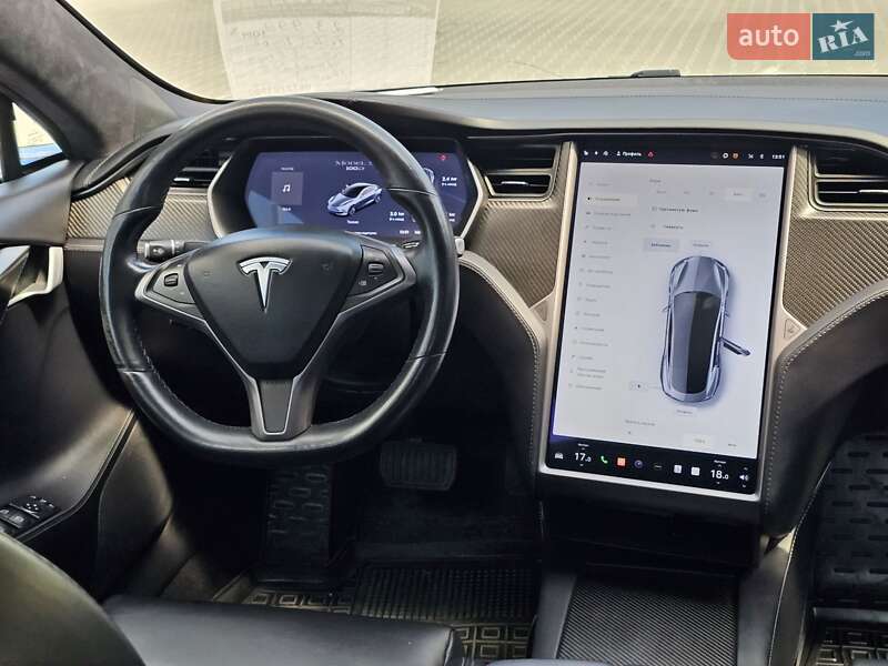 Ліфтбек Tesla Model S 2018 в Тернополі