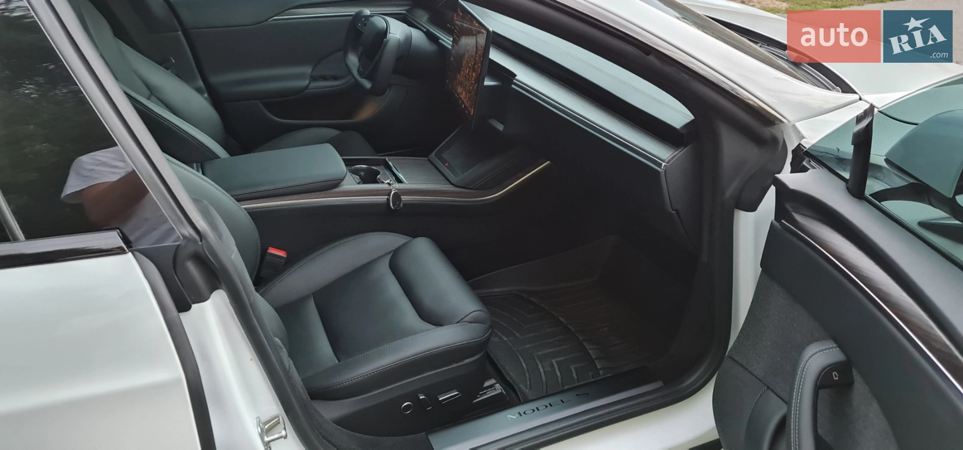 2022 Tesla Model S - мініатюра 8