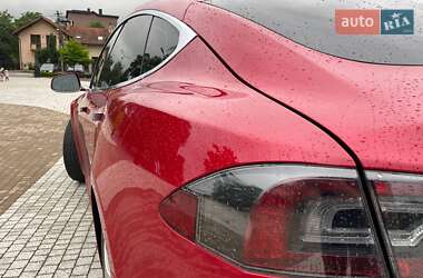 Лифтбек Tesla Model S 2013 в Львове