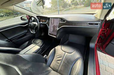 Лифтбек Tesla Model S 2013 в 