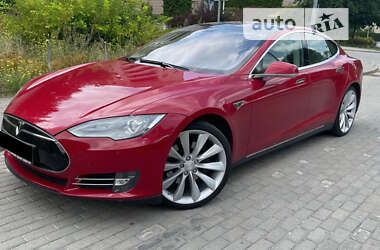 Лифтбек Tesla Model S 2013 в Ивано-Франковске