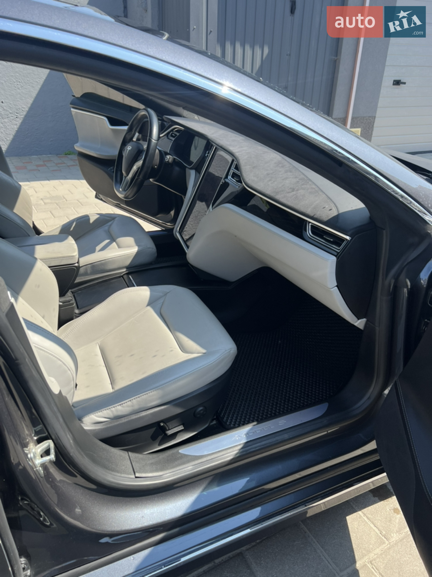 2016 Tesla Model S - мініатюра 8