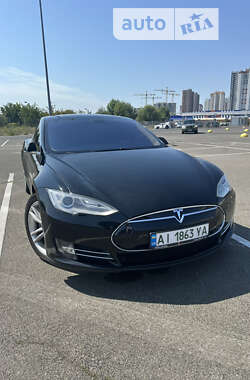 Ліфтбек Tesla Model S 2014 в Києві