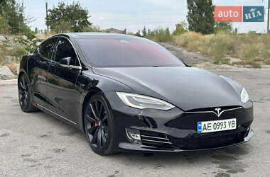 Ліфтбек Tesla Model S 2017 в Дніпрі