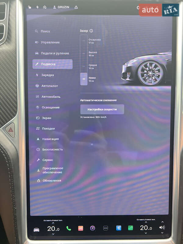 Ліфтбек Tesla Model S 2017 в Дніпрі