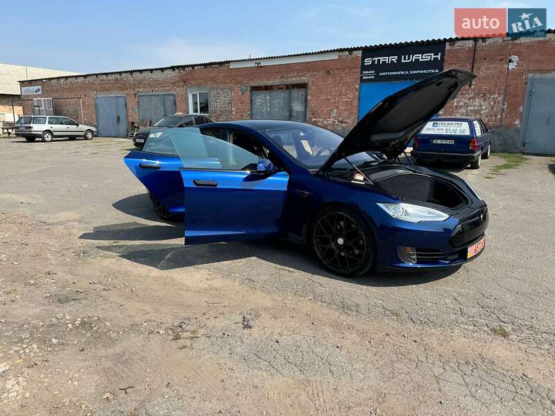 Ліфтбек Tesla Model S 2015 в Фастові фото 19 Ліфтбек Tesla Model S 2015 в Фастові