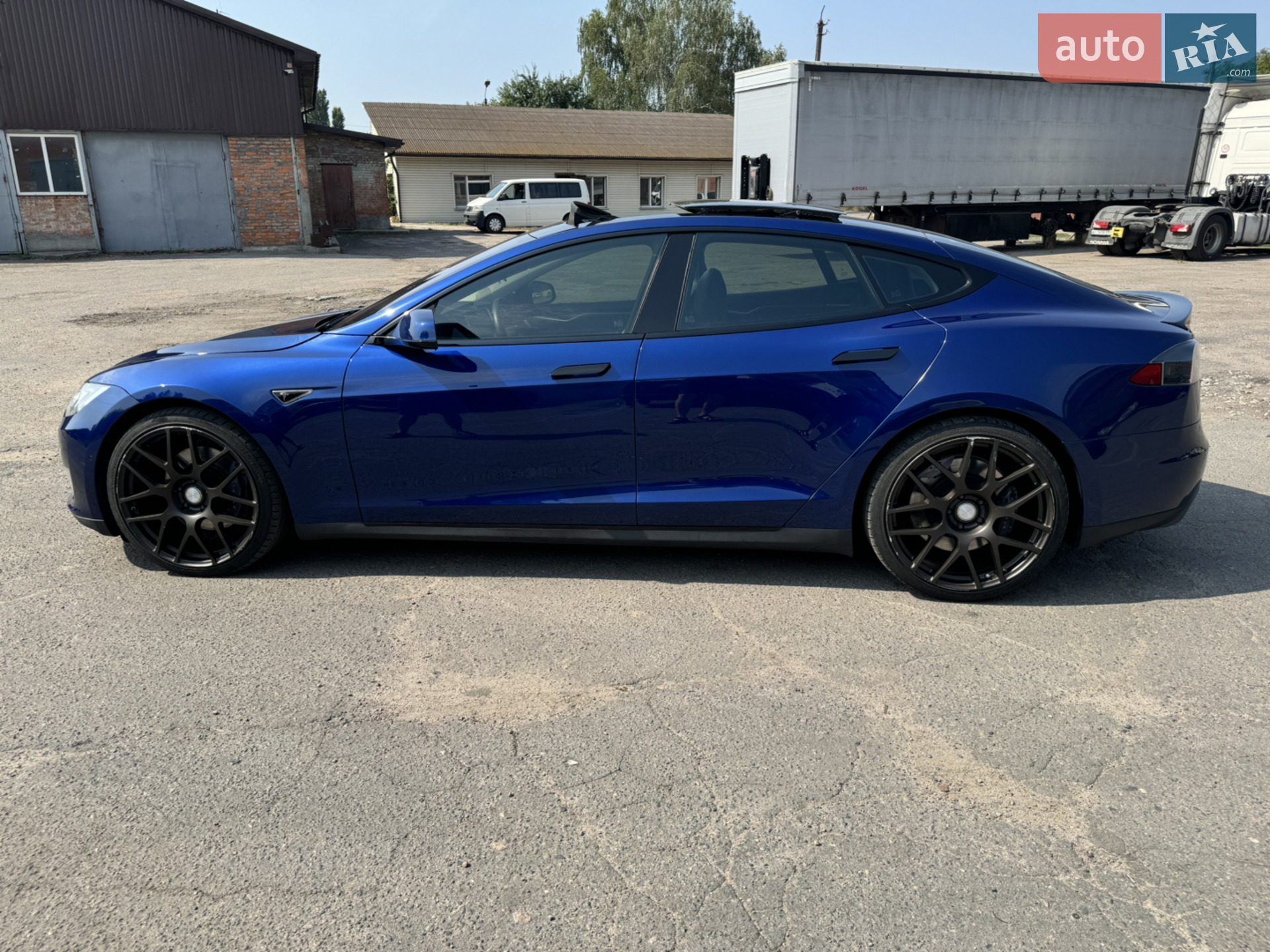 2015 Tesla Model S - мініатюра 17