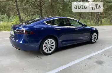 Tesla Model S 2018