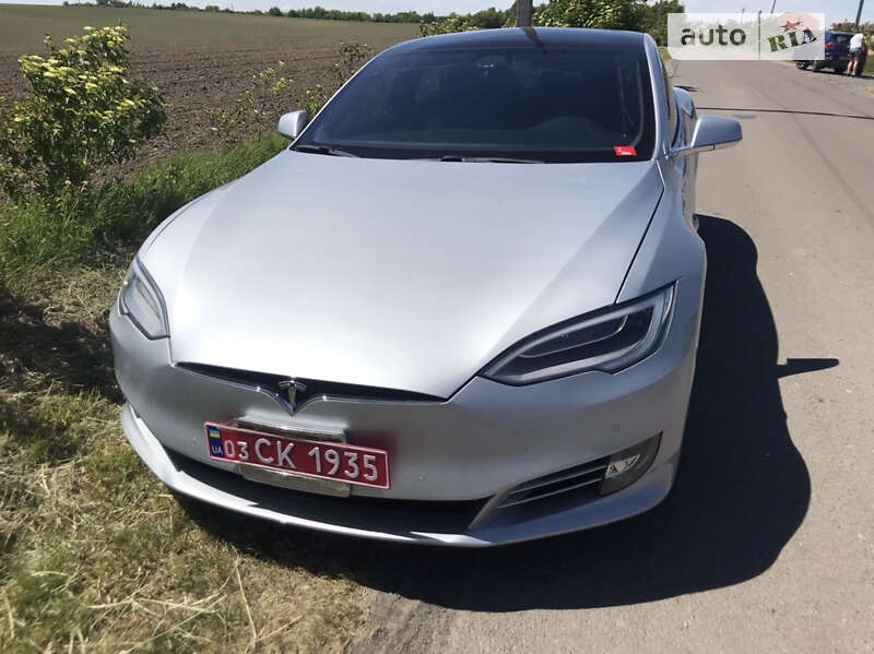 Ліфтбек Tesla Model S 2018 в Луцьку фото 6 Ліфтбек Tesla Model S 2018 в Луцьку