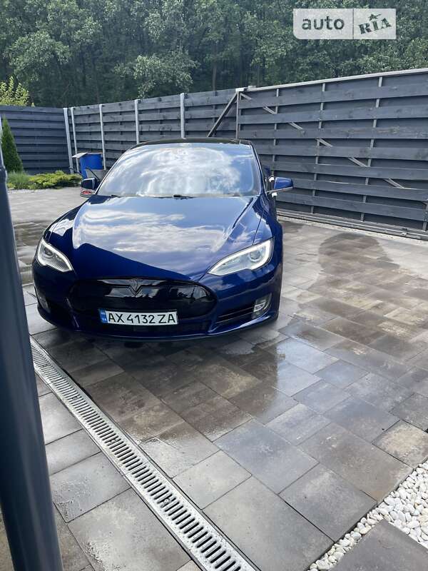 Лифтбек Tesla Model S 2015 в Харькове фото 7 Лифтбек Tesla Model S 2015 в Харькове