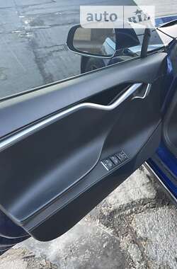 Лифтбек Tesla Model S 2015 в Харькове