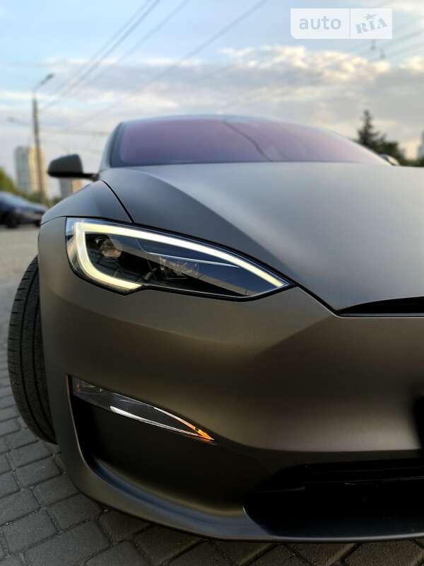 Лифтбек Tesla Model S 2023 в Днепре
