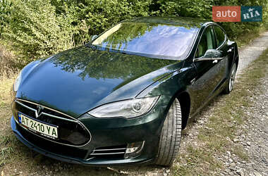 Лифтбек Tesla Model S 2013 в 