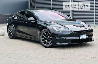 Лифтбек Tesla Model S 2021 в Киеве