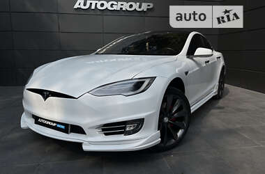 Ліфтбек Tesla Model S 2013 в Одесі