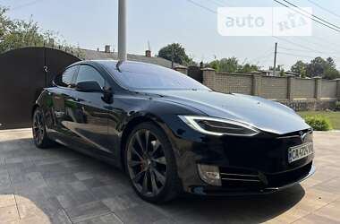 Ліфтбек Tesla Model S 2019 в Одесі