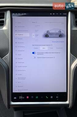 Лифтбек Tesla Model S 2019 в 