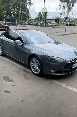 Лифтбек Tesla Model S 2013 в Полтаве