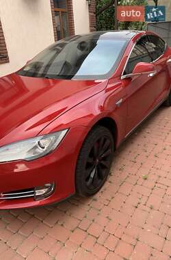 Ліфтбек Tesla Model S 2013 в Києві