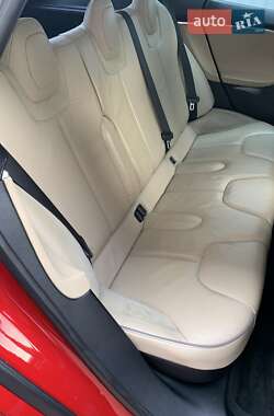 Лифтбек Tesla Model S 2013 в Киеве