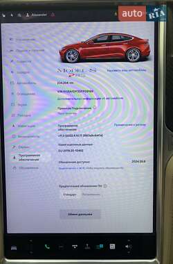Ліфтбек Tesla Model S 2013 в Києві