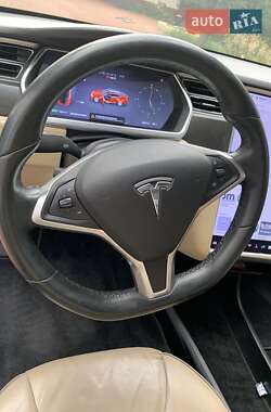 Лифтбек Tesla Model S 2013 в Киеве