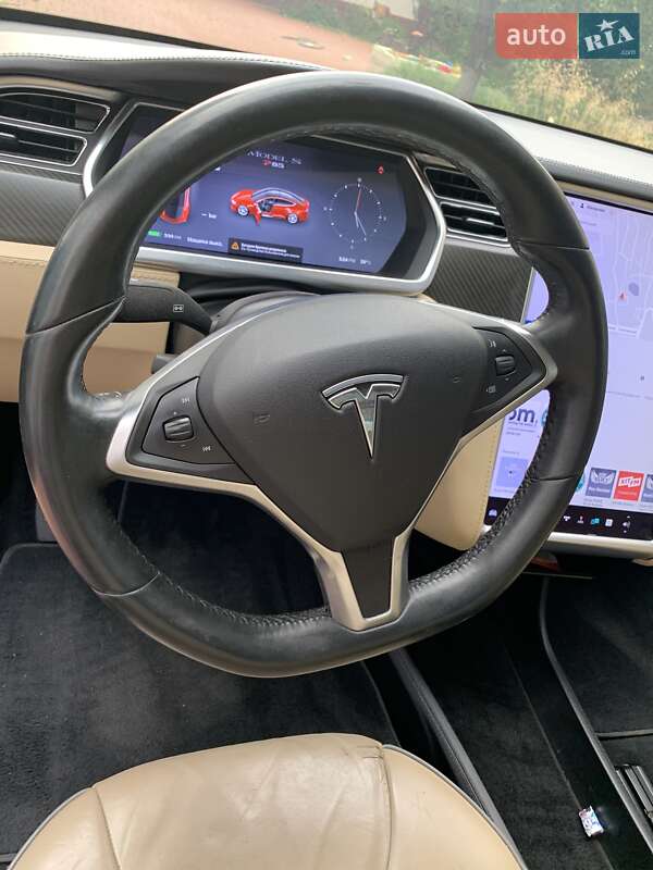 Ліфтбек Tesla Model S 2013 в Києві