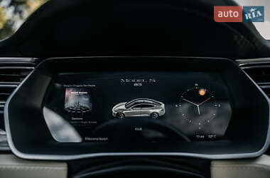 Ліфтбек Tesla Model S 2015 в 