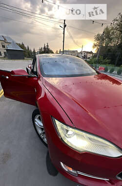 Лифтбек Tesla Model S 2013 в Тлумаче