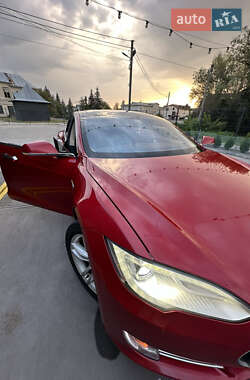 Лифтбек Tesla Model S 2013 в 