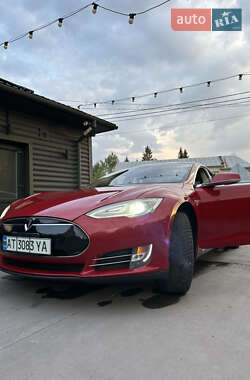 Ліфтбек Tesla Model S 2013 в Тлумачі