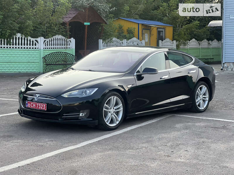 Ліфтбек Tesla Model S 2013 в Дубні фото 2 Ліфтбек Tesla Model S 2013 в Дубні