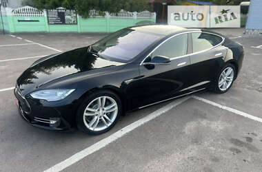 Ліфтбек Tesla Model S 2013 в 