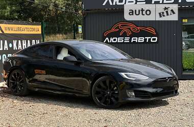 Лифтбек Tesla Model S 2020 в Стрые