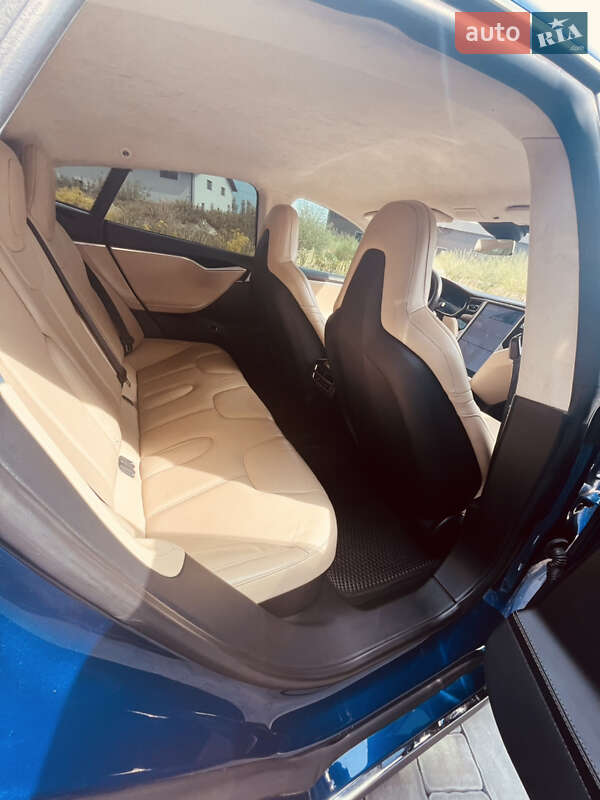 Лифтбек Tesla Model S 2015 в Ивано-Франковске фото 18 Лифтбек Tesla Model S 2015 в Ивано-Франковске