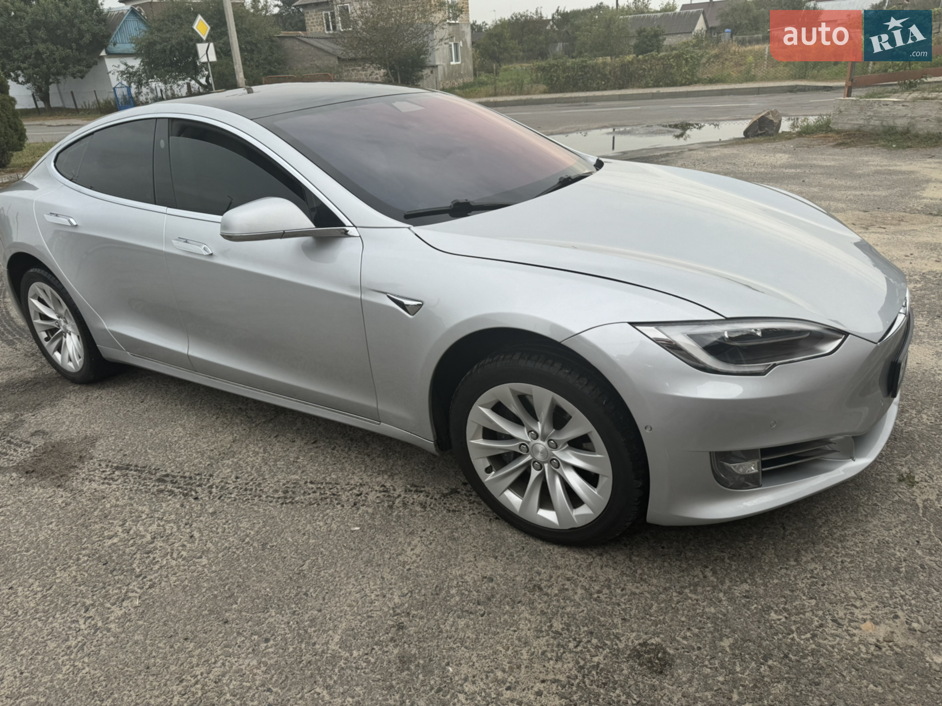 2018 Tesla Model S - мініатюра 9