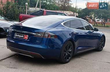 Лифтбек Tesla Model S 2015 в Харькове