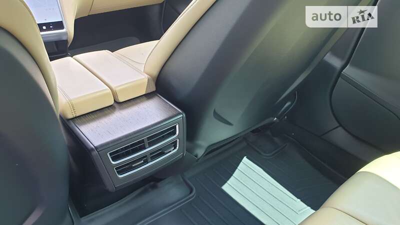 Ліфтбек Tesla Model S 2013 в Києві фото 13 Ліфтбек Tesla Model S 2013 в Києві