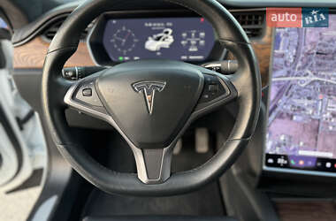 Лифтбек Tesla Model S 2020 в 