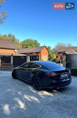 Лифтбек Tesla Model S 2016 в Сарнах фото 4 Лифтбек Tesla Model S 2016 в Сарнах