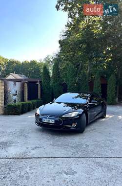Лифтбек Tesla Model S 2016 в Сарнах фото 9 Лифтбек Tesla Model S 2016 в Сарнах