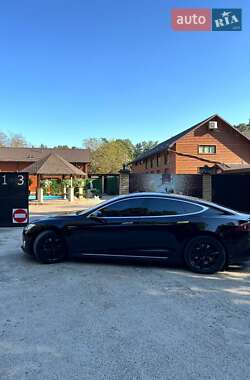 Лифтбек Tesla Model S 2016 в Сарнах фото 17 Лифтбек Tesla Model S 2016 в Сарнах