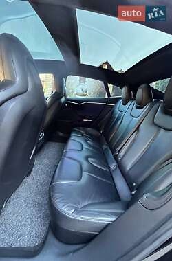 Лифтбек Tesla Model S 2016 в Сарнах фото 26 Лифтбек Tesla Model S 2016 в Сарнах