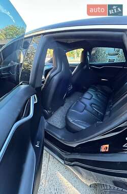Лифтбек Tesla Model S 2016 в Сарнах фото 29 Лифтбек Tesla Model S 2016 в Сарнах