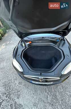 Лифтбек Tesla Model S 2016 в Сарнах фото 35 Лифтбек Tesla Model S 2016 в Сарнах