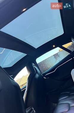 Лифтбек Tesla Model S 2016 в Сарнах фото 50 Лифтбек Tesla Model S 2016 в Сарнах