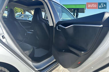 Лифтбек Tesla Model S 2013 в Стрые