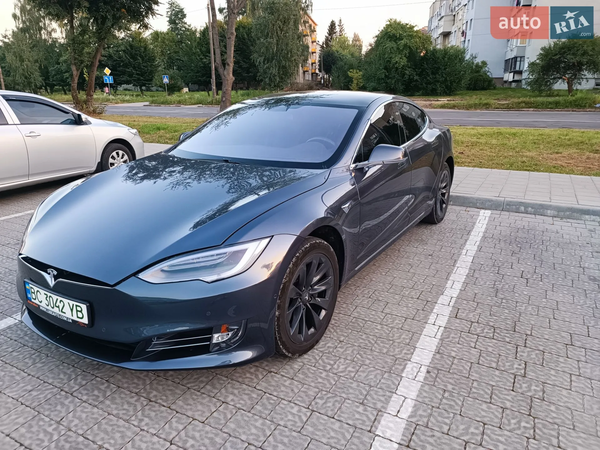 2019 Tesla Model S - фото 1