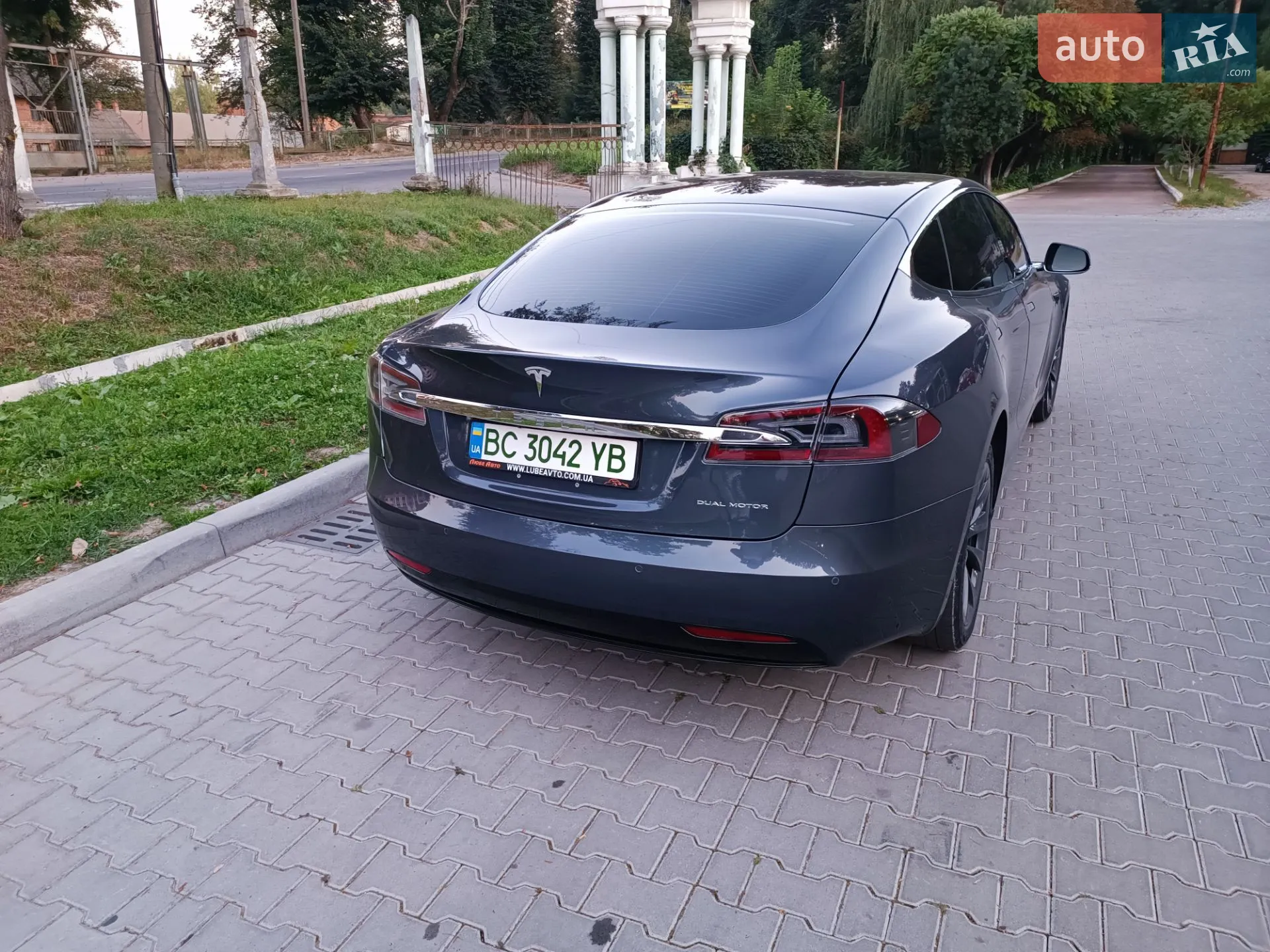 2019 Tesla Model S - мініатюра 11