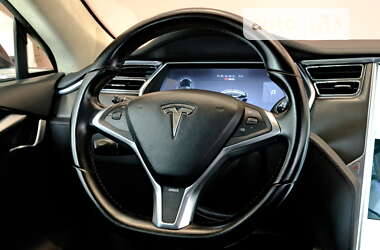 Ліфтбек Tesla Model S 2014 в Одесі